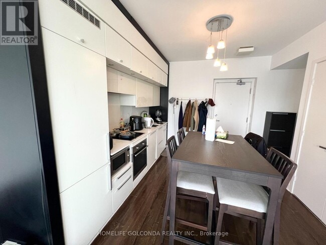 Photo du bâtiment - 15 Grenville St