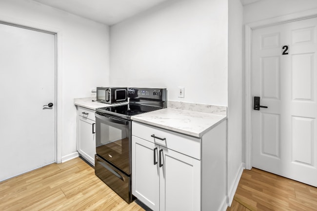 Building Photo - 2036 SW 69th Dr