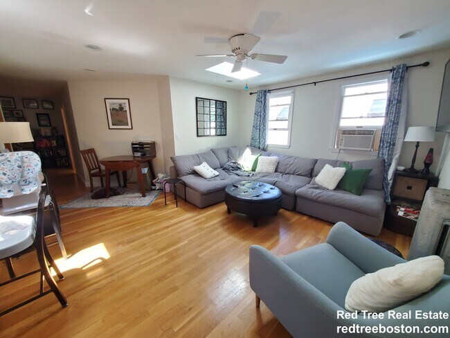 Foto del edificio - 24 Burnham St