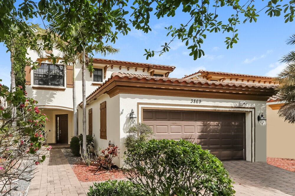Foto principal - 3869 Aspen Leaf Dr