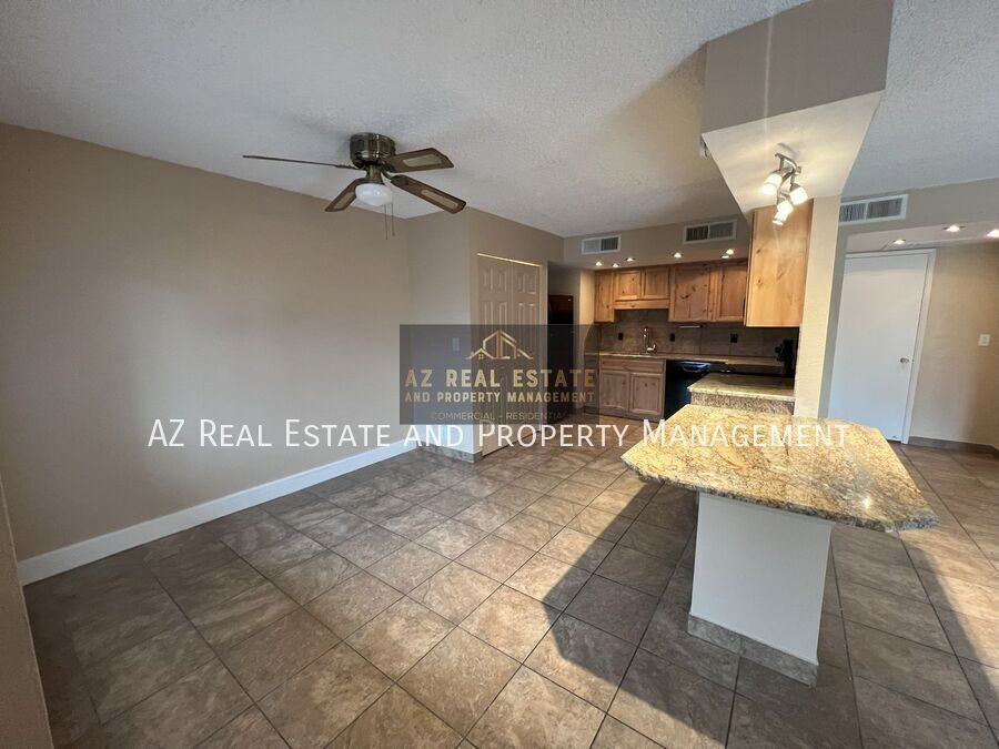 Primary Photo - 2228 E Campbell Ave