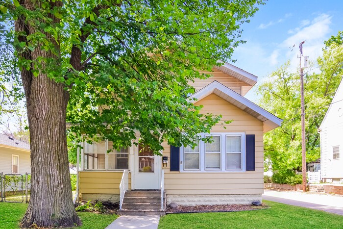 Primary Photo - COMING SOON!! 4 Bedroom, 2 Bathroom Rental House in St. Paul!