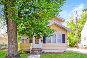 Building Photo - 891 Hazelwood St