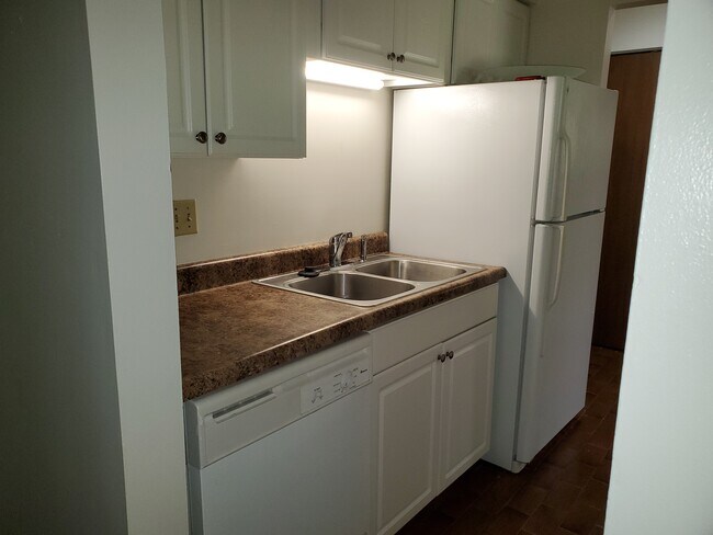 Kitchen - 5741 Autumn Ridge Ct