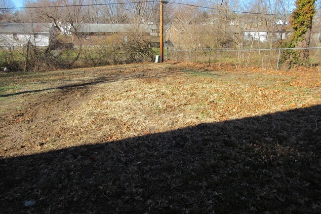 Building Photo - 6003 N Gregory Dr