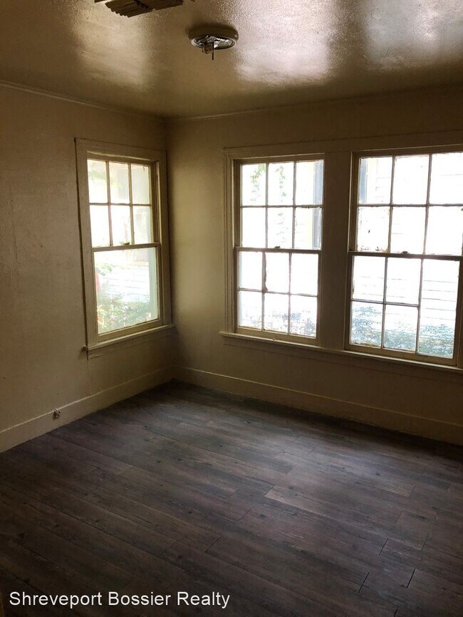 Building Photo - 2 br, 1 bath House - 404 Wyche St