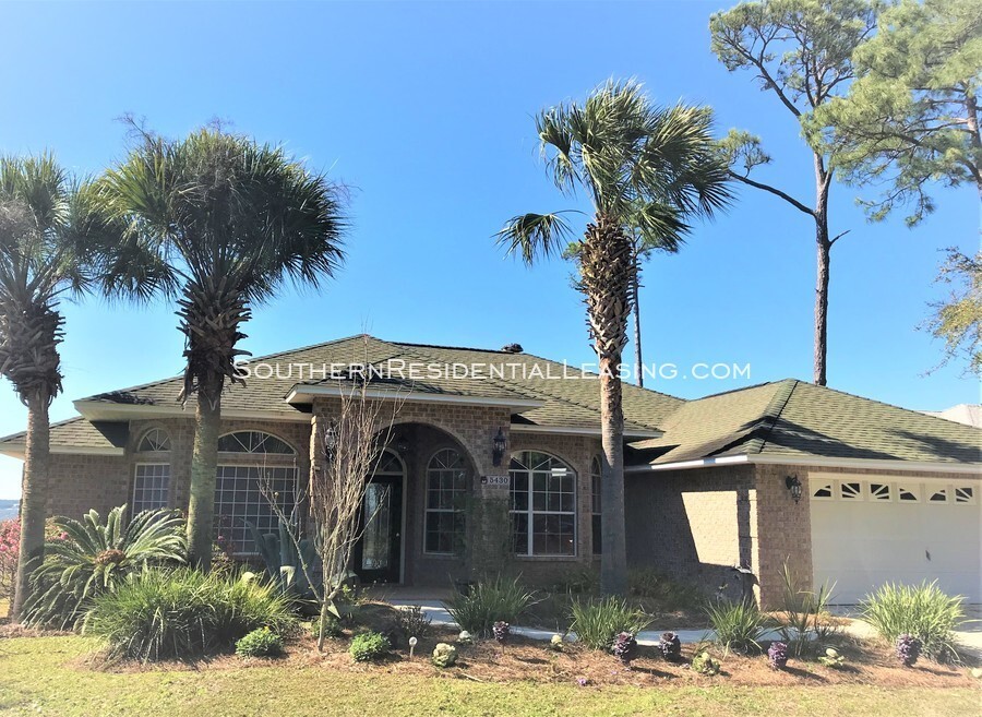 Primary Photo - Waterfront Home On Innerarity Island!