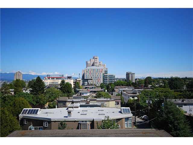Photo du bâtiment - 1166-1166 W 11th Ave