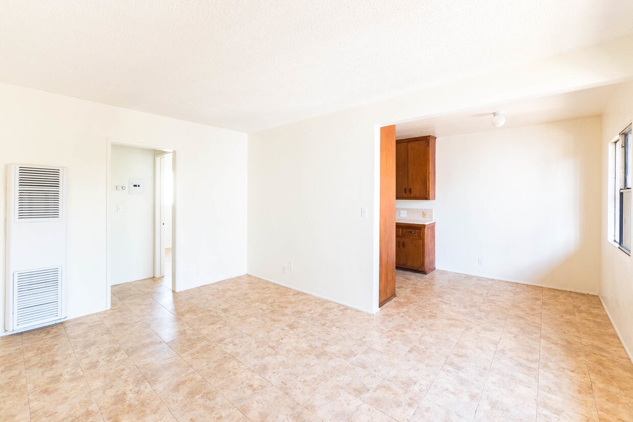 Primary Photo - 2023 Reservoir St