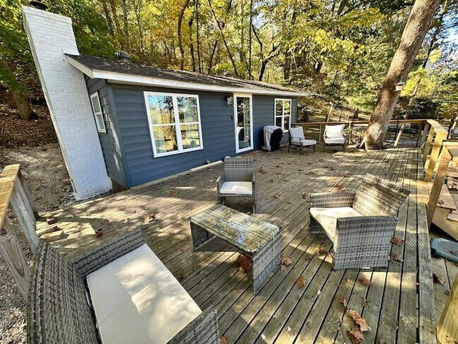 Foto del edificio - 401 Spring Wood Terrace