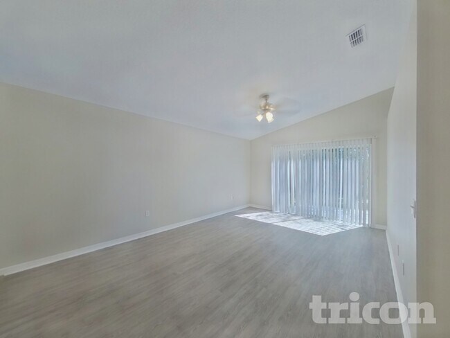 Foto del edificio - 22210 Bell Harbor Dr