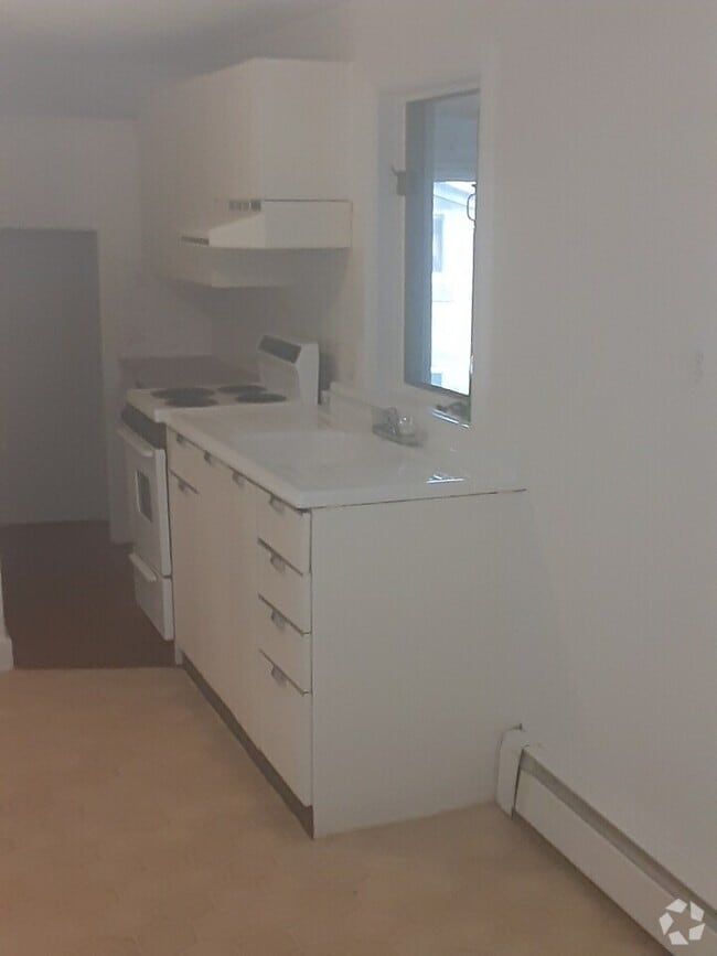 Apartments for Rent under 1,500 in Aroostook County, ME 4 Rentals