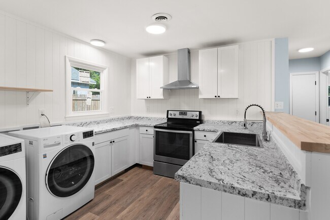 Foto del edificio - 4211 Peachtree Ave
