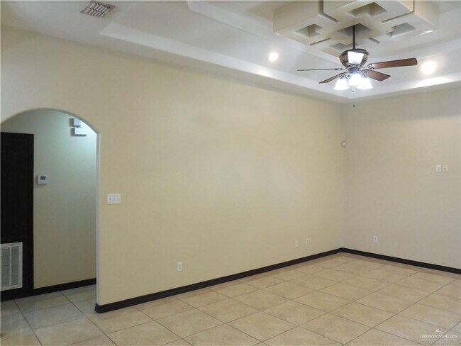 Foto del edificio - 6225 N 45th St