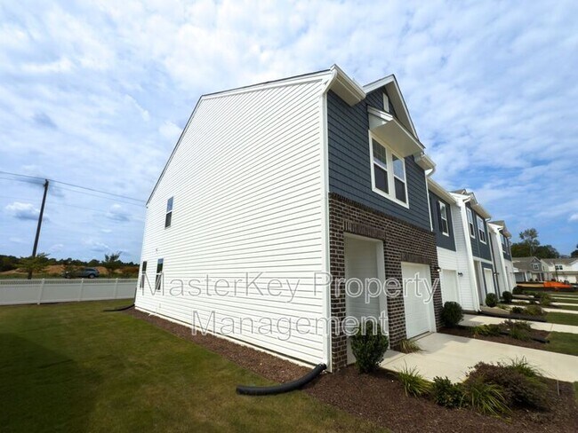 Building Photo - 129 N Chubb Rdg