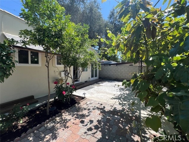 Building Photo - 1011 San Pascual Ave