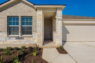 Building Photo - 627 Waterway Ave