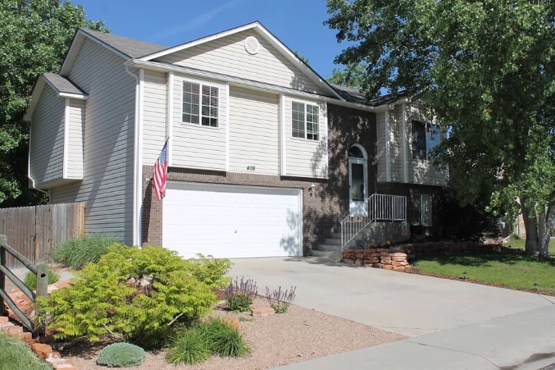 Foto principal - 408 Rollingwood Dr