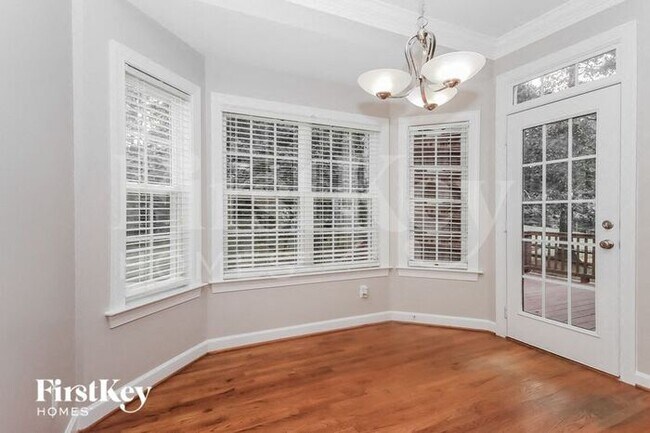 Foto del edificio - 212 Laurel Glen Drive