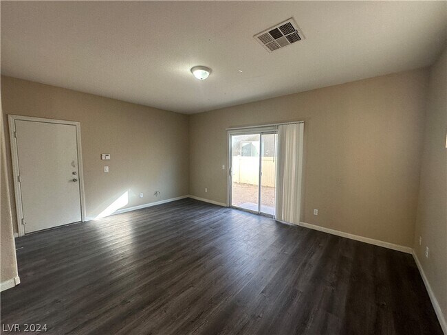 Building Photo - 5173 Bellaria Pl