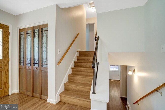 Foto del edificio - 8236 Governors Ct