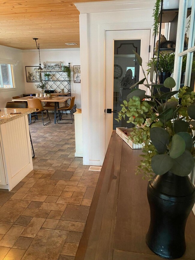 Building Photo - 38240 Desert Greens Dr W