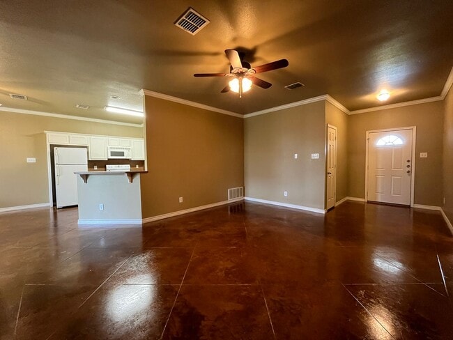 Building Photo - 3045 Palomino Trail