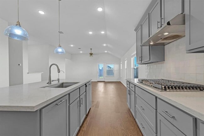 Building Photo - 356 Biscayne Bay Bend