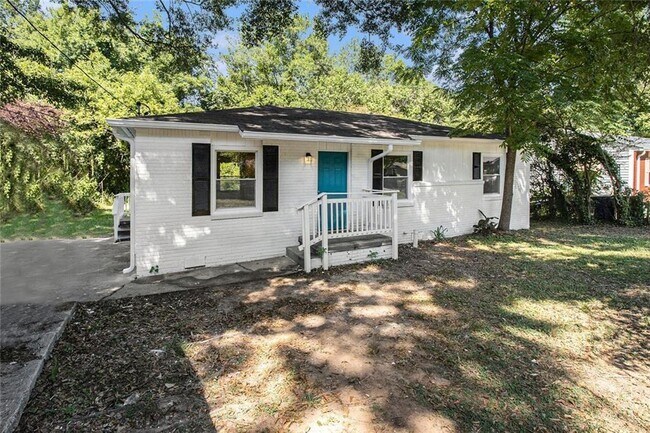 Building Photo - 1317 Redford Dr SE