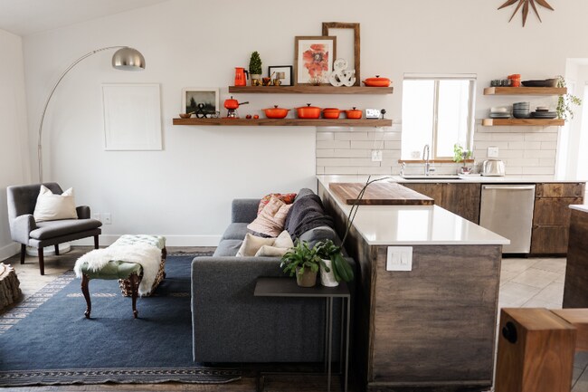 Foto del edificio - 1795 E Walnut Grove Dr