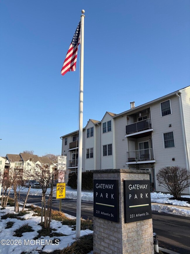 Building Photo - 231 Atlantic St