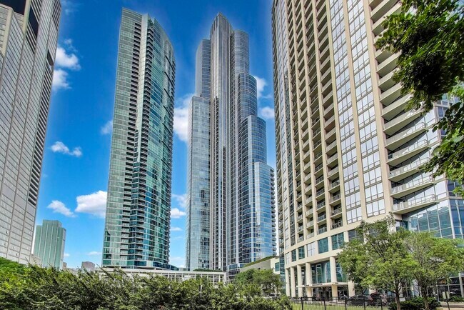 Foto del edificio - 1211 S Prairie Ave