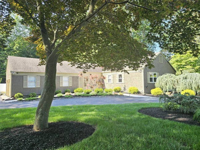 Building Photo - 45 Woodchuck Hollow Ln