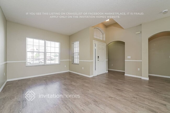 Building Photo - 467 Tamarind Parke Ln