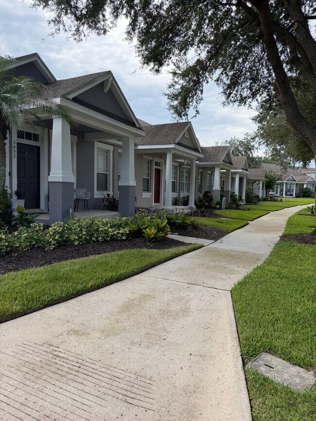 Foto del edificio - 6486 Merrick Landing Blvd
