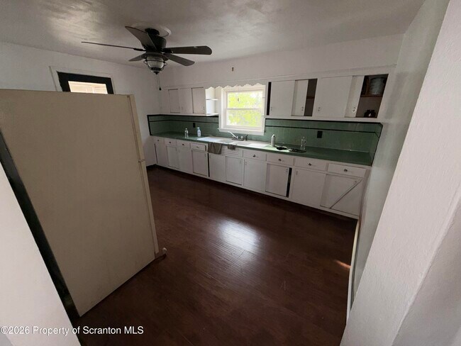 Foto del edificio - 149 Tompkins St