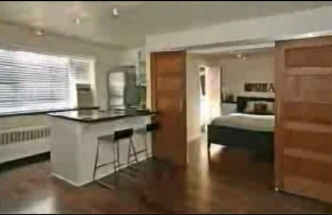Foto del edificio - 130 S 1300 E