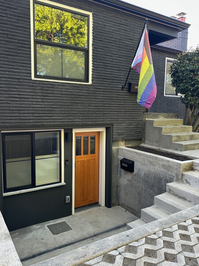 Foto del edificio - 5403 Beacon Ave S