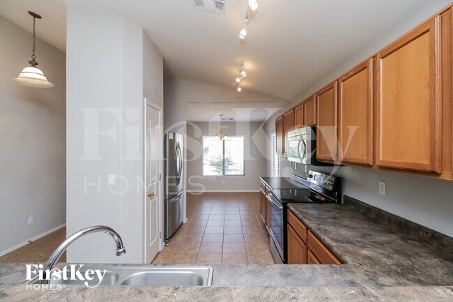 Foto del edificio - 3193 W Sunshine Butte Dr