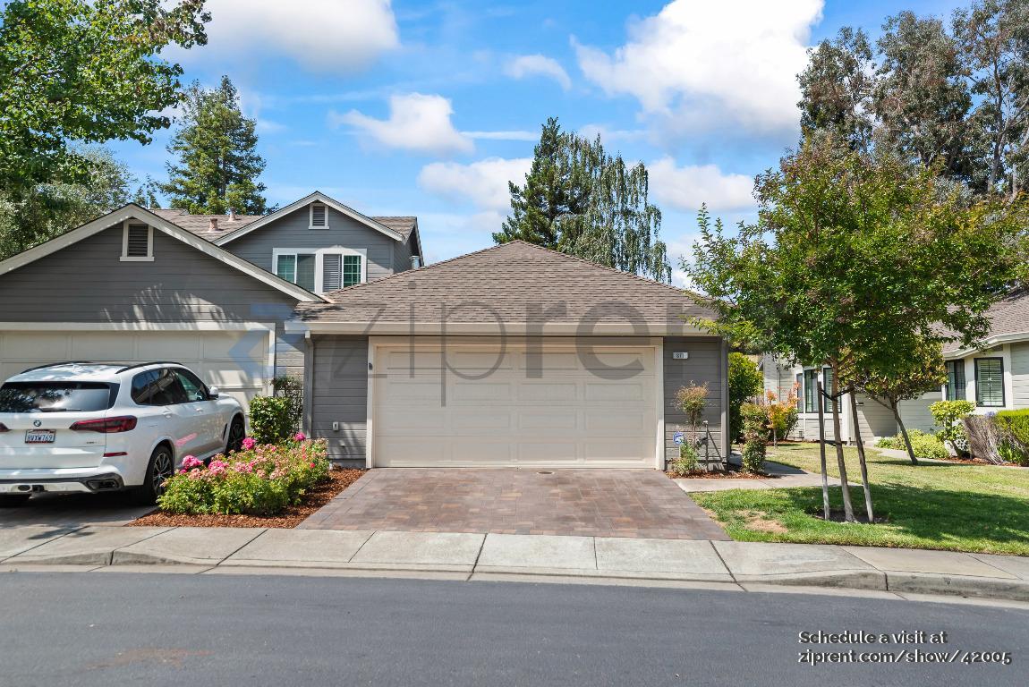Primary Photo - 871 Praderia Cir