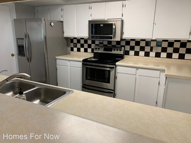 Building Photo - 3 br, 2.5 bath House - 15826 Griffon Path