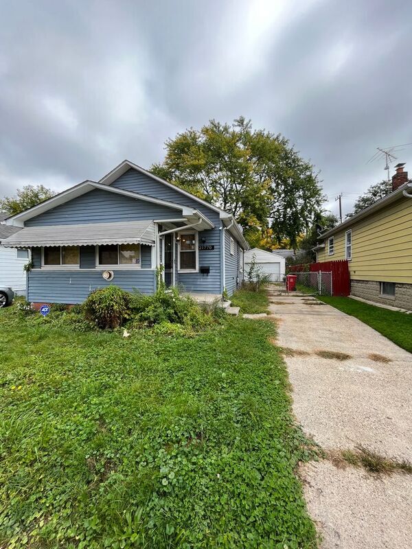 21770 Nevada Ave, Eastpointe, MI 48021 House Rental in Eastpointe, MI