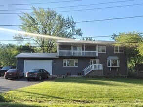 Building Photo - 1001 West Dr