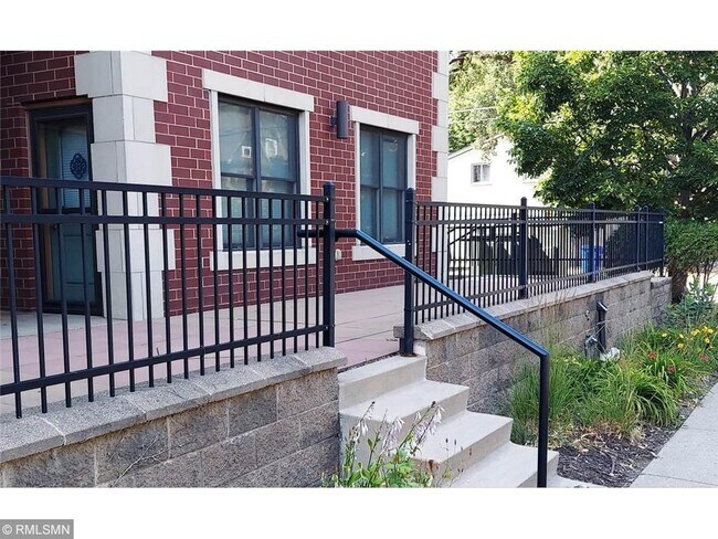 Foto del edificio - 625 Dayton Ave