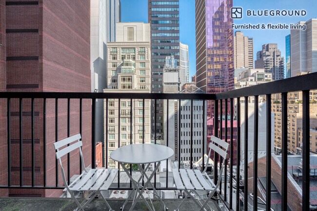 Foto del edificio - 123 E 54th St