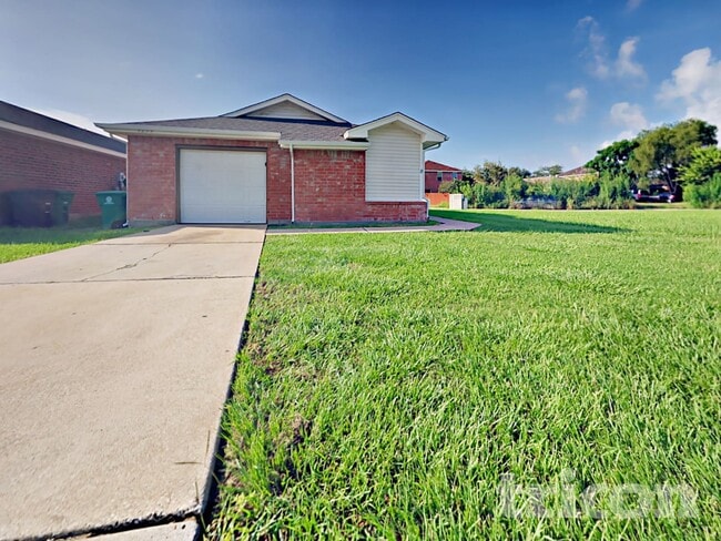 Foto del edificio - 3239 Kelling St