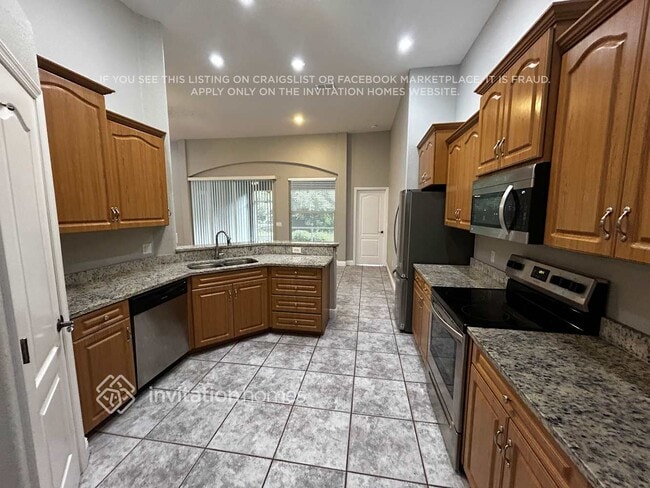 Building Photo - 2909 Dunhill Cir