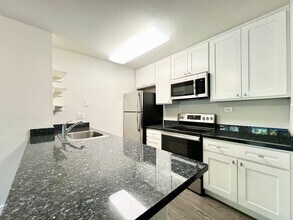 Building Photo - 239 Boardwalk Ct