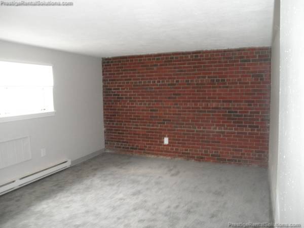 Foto del edificio - 36 Greentree Ln