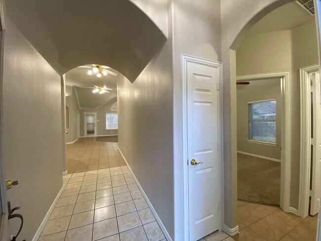 Building Photo - "Fort Worth Texas Homes for Rent"